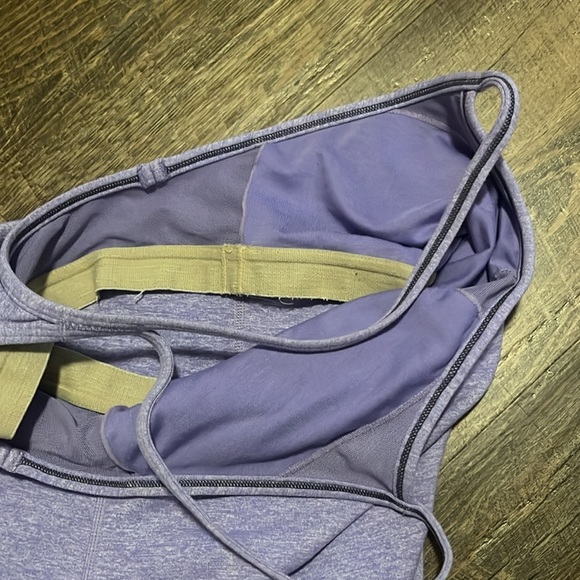 Lululemon power y - Picture 3 of 3